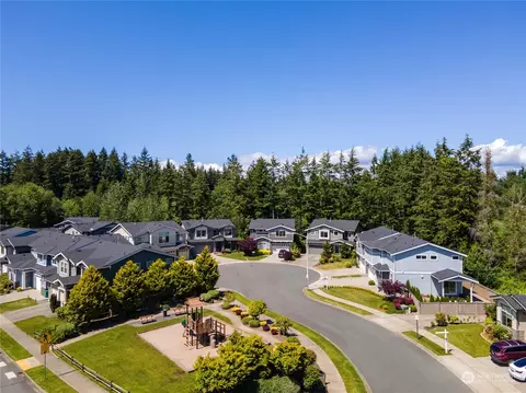 View/Area - 12904 37th Dr SE, Everett, WA 98208 photo 1 of 2