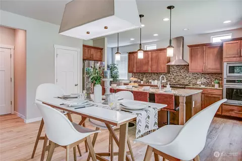 Dining - 12904 37th Dr SE, Everett, WA 98208 photo 1 of 2