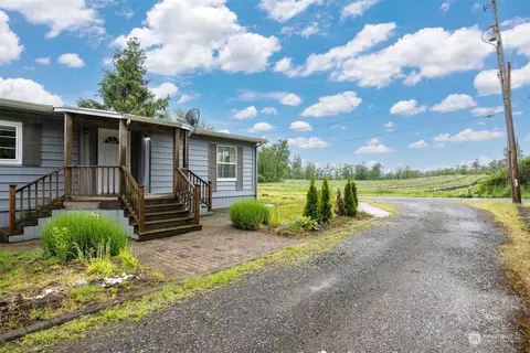 6096 Neevel Rd, Ferndale, WA 98248