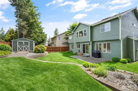 Exterior - 2811 106th St SE, Everett, WA 98208 photo 1 of 3