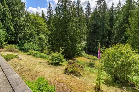 Exterior - 20004 230th Ave E, Orting, WA 98360 photo 6 of 9