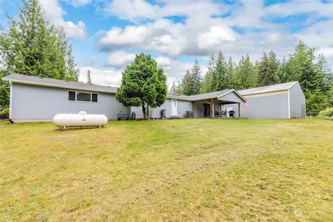 Exterior - 20004 230th Ave E, Orting, WA 98360 photo 4 of 9