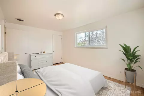 8536 Nesbit Ave N #B, Seattle, WA 98103 photo 14
