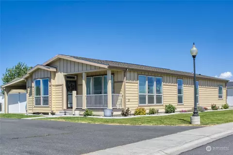 1701 E Burr Ave #21, Moses Lake, WA 98837