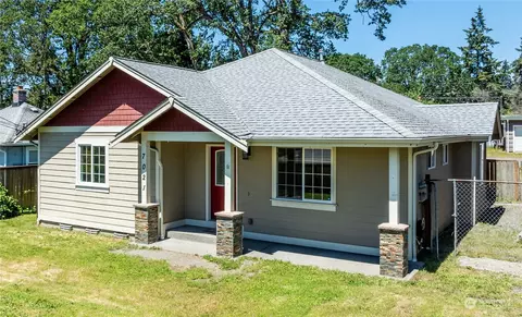 7021 88th St SW, Lakewood, WA 98499