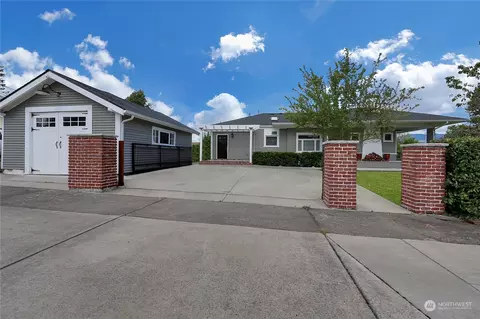 2010 Wells St, Enumclaw, WA 98022