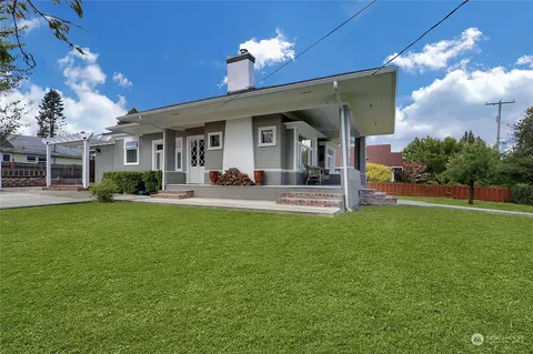 2010 Wells St, Enumclaw, WA 98022 photo 5