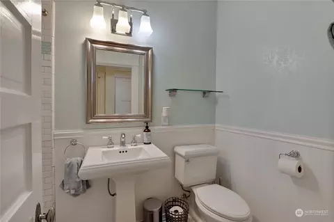 2010 Wells St, Enumclaw, WA 98022 photo 22