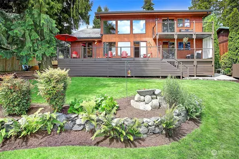 208 Goodrich Rd, Camano Island, WA 98282
