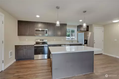 17010 5th Avenue Ct E, Spanaway, WA 98387 photo 5