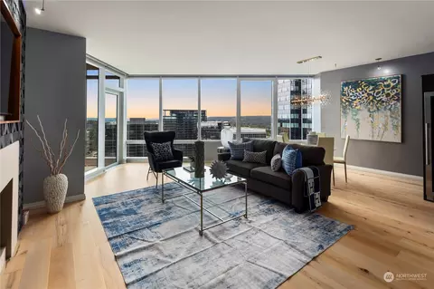 10700 NE 4th St #3806, Bellevue, WA 98004