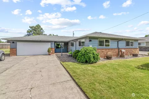 2842 Magnolia St, Longview, WA 98632