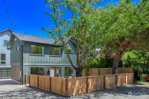 2608 NW 98th St, Seattle, WA 98117