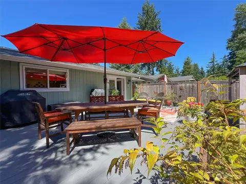 Exterior - 13723 32nd Dr SE, Mill Creek, WA 98012 photo 7 of 10