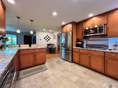 Kitchen - 13723 32nd Dr SE, Mill Creek, WA 98012 photo 1 of 4