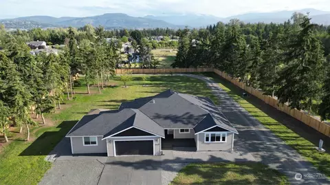 73 Pond Ln, Sequim, WA 98382