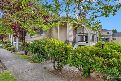 5300 Harbour Pointe Blvd #303H, Mukilteo, WA 98275