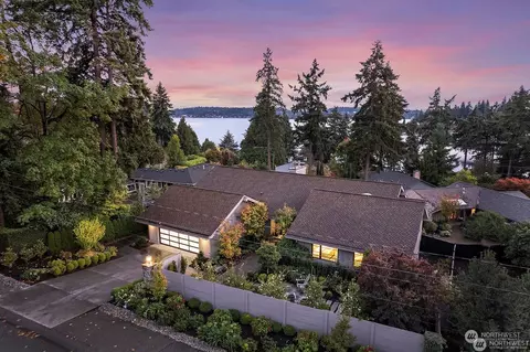 9235 NE 1st St, Bellevue, WA 98004