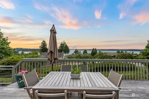 4821 105th Ave NW, Gig Harbor, WA 98335