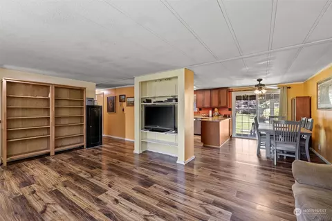 19121 107th St E, Bonney Lake, WA 98391 photo 7