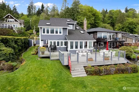 23369 Coots Cove Ln, Mount Vernon, WA 98274