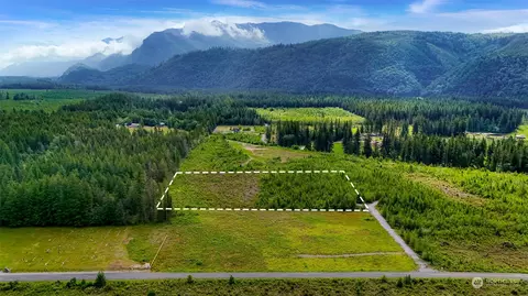 9254 Heady Rd, Sumas, WA 98295