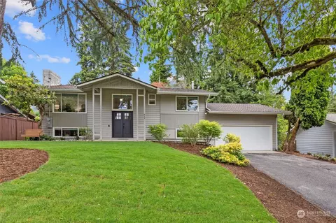 612 153rd Ave NE, Bellevue, WA 98007