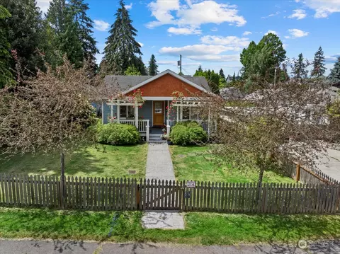 1710 Maple St, Everett, WA 98201 photo 2
