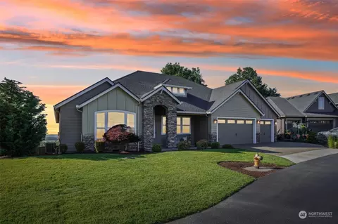 5816 NW 151st Dr, Vancouver, WA 98685