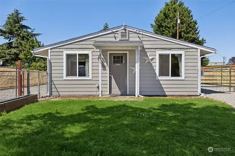 4815 Yew Ln SW, Lakewood, WA 98499