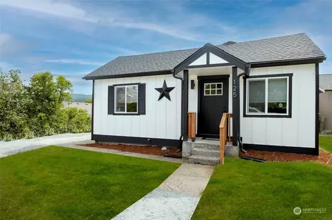 125 Rainier Ave S, Eatonville, WA 98328