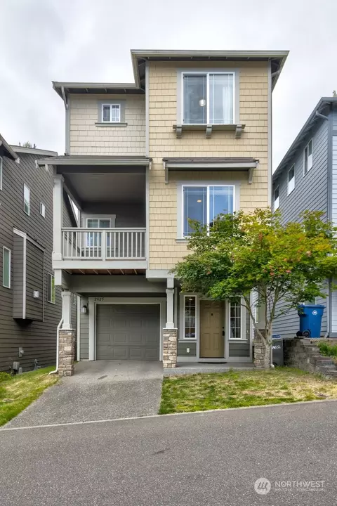 2025 171st St SW, Lynnwood, WA 98037