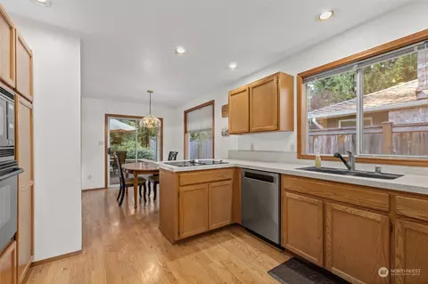 Kitchen - 12618 36th Ave SE, Everett, WA 98208 photo 1 of 5