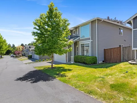 Exterior - 18124 28th Dr SE, Bothell, WA 98012 photo 5 of 5