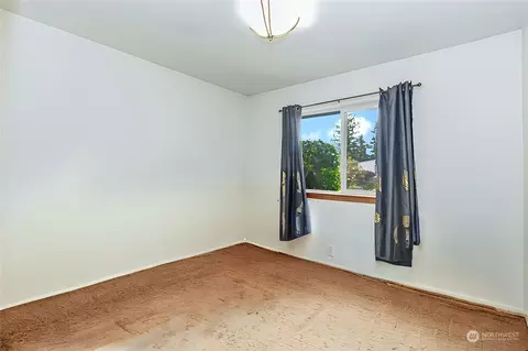 Bedroom - 316 Walbrun Rd, Sultan, WA 98294 photo 1 of 2