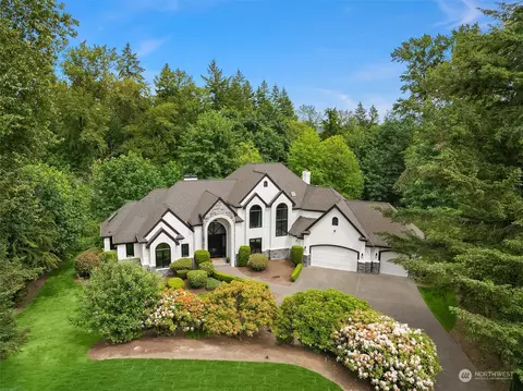 18049 NE 132nd St, Redmond, WA 98052