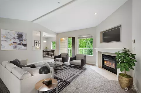 15150 140th Way SE #F304, Renton, WA 98058
