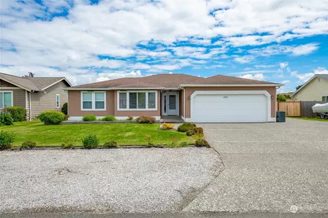 8262 Snohomish Rd, Blaine, WA 98230