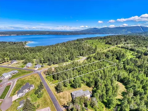 9999 Christopher Ln, Sequim, WA 98382