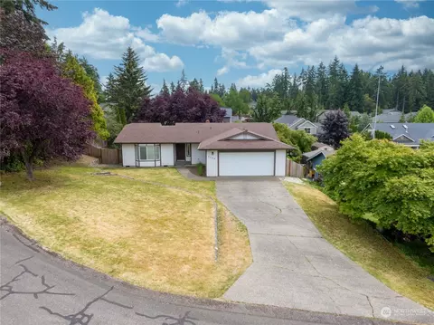 2720 Webber Ct, Steilacoom, WA 98388