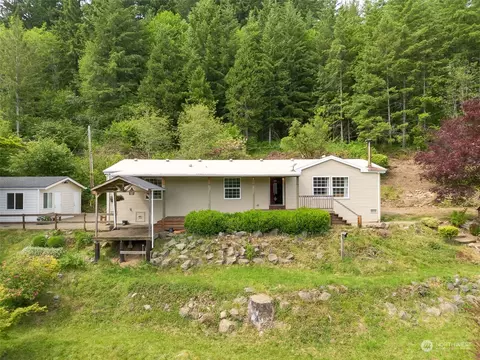 41307 NE Ira Jones Rd, Amboy, WA 98601