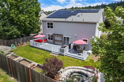 Exterior - 927 Riddell Ave NE, Orting, WA 98360 photo 10 of 10