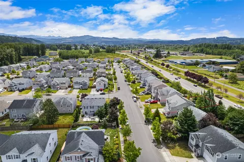 View/Area - 927 Riddell Ave NE, Orting, WA 98360 photo 1 of 1