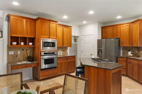 Kitchen - 15924 35th Dr SE, Bothell, WA 98012 photo 3 of 3