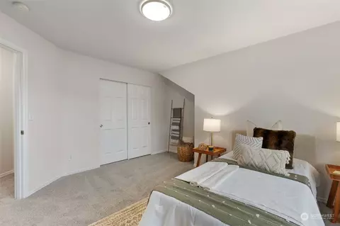 Bedroom - 15924 35th Dr SE, Bothell, WA 98012 photo 5 of 7