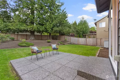 Exterior - 15924 35th Dr SE, Bothell, WA 98012 photo 5 of 5