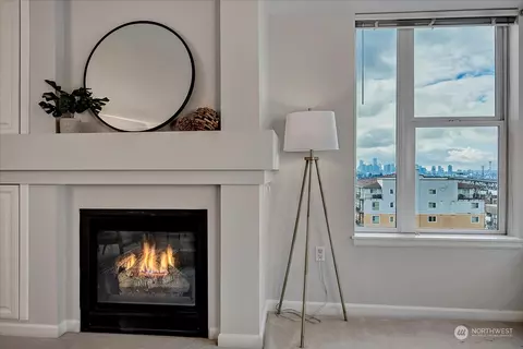 4343 Roosevelt Way NE #603, Seattle, WA 98105
