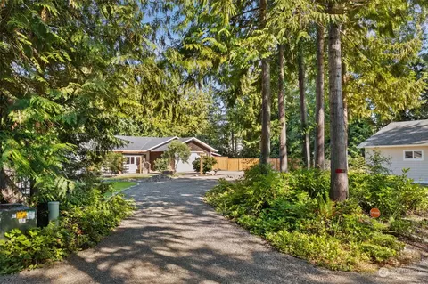 93 Elderberry Ln, Chimacum, WA 98325