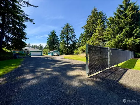 201 Bass Ave NE, Ocean Shores, WA 98569