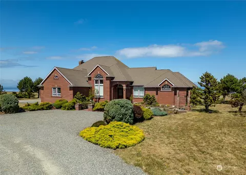 14 Lands End Ln, Sequim, WA 98382